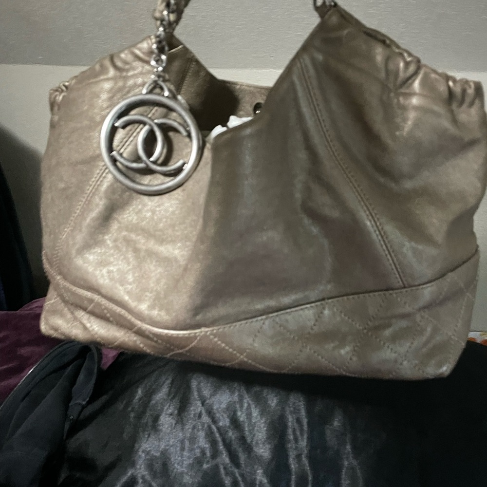 Authentic Chanel Chanel handbag